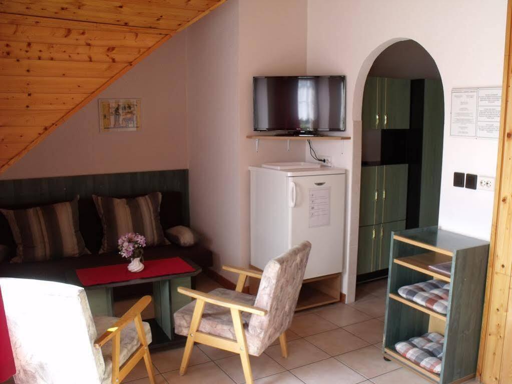Korona Panzio Bed & Breakfast Balatonfüred Exterior foto